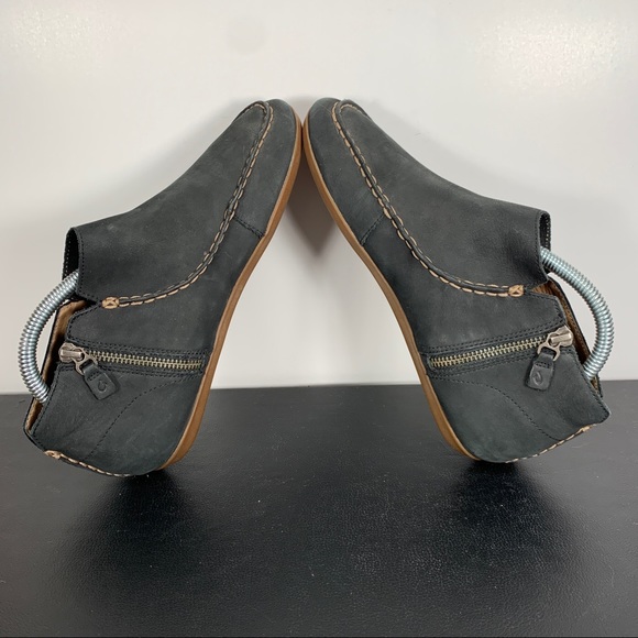 Olukai Wali Leather Zip Booties Womens 8 Black - Picture 5 of 10